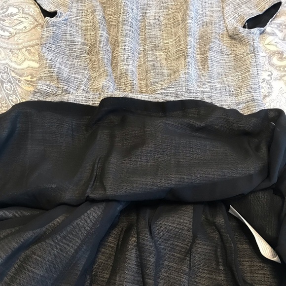 Forever 21 Size Large Short Sleeve Black Dress - Picture 8 of 13